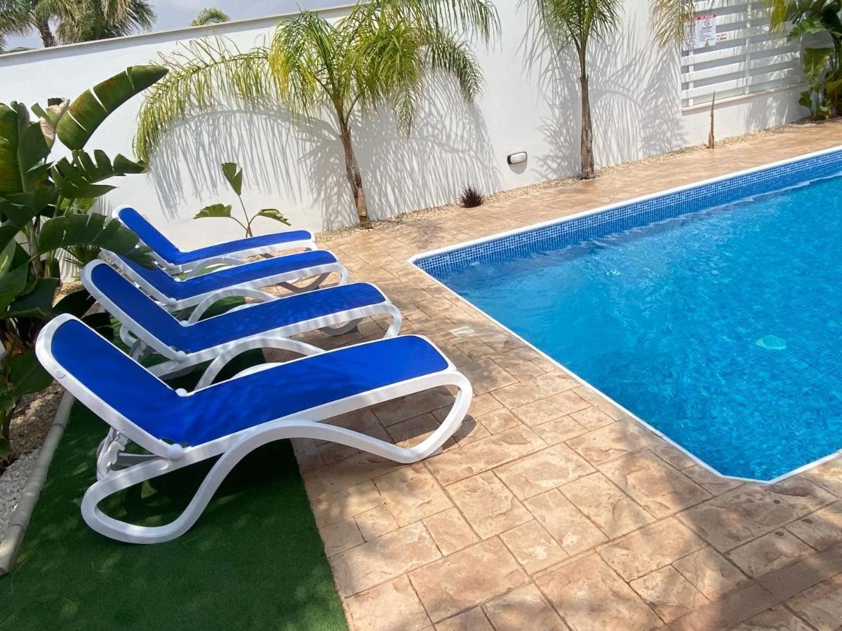 Villa Angel - Exotic Villa 200M From Beach Paralímni Kültér fotó